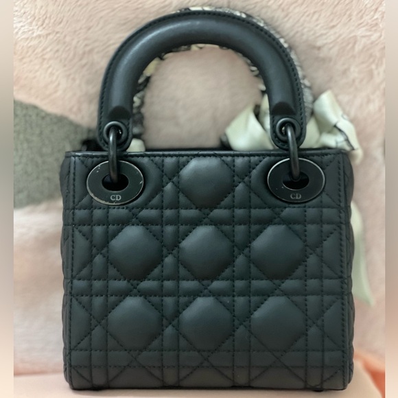 Mini lady Dior bag - Picture 2 of 7